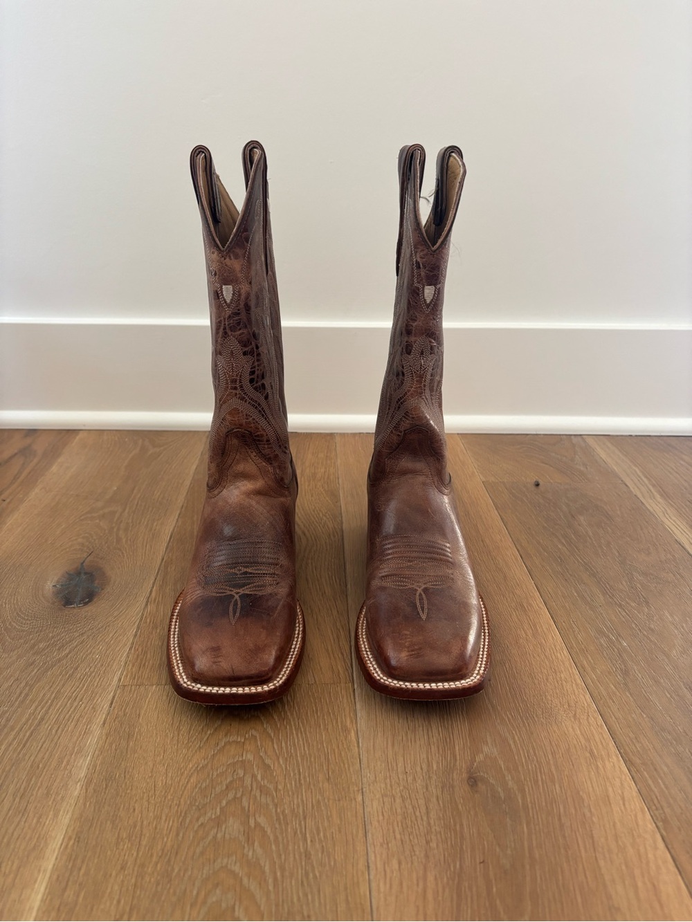 Idyllwind Distressed Brown Leather Square-Toe Cowboy Boots